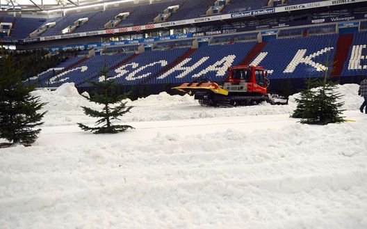 Viaggio di 400 km per la neve dello...Schalke Viaggio di 400 km per la neve dello...Schalke