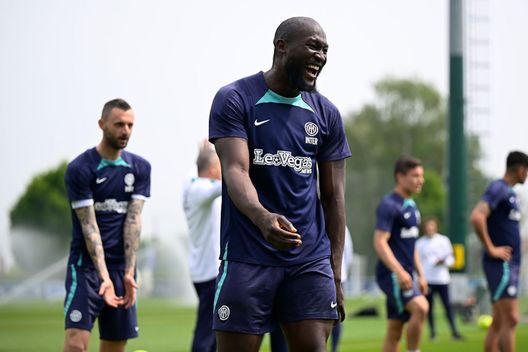 Sky – Inter, Inzaghi ha scelto: Lukaku-Correa all’Olimpico. In mezzo ecco chi riposa- immagine 2