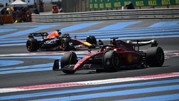 F1 GP Francia, sbatte Leclerc e Verstappen ringrazia e vince