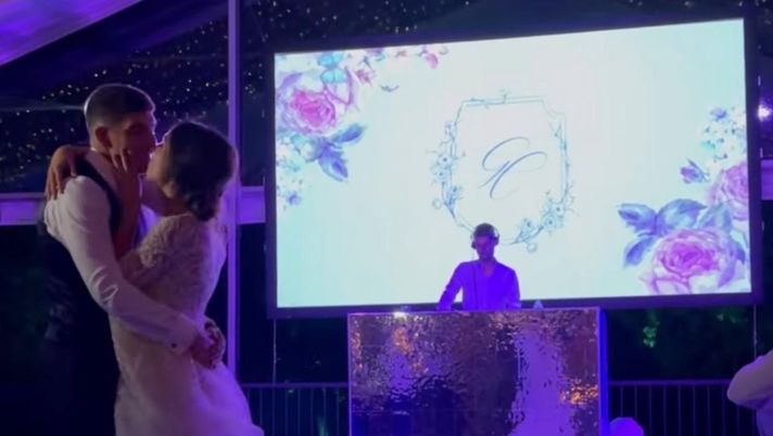 Di Lorenzo ha sposato la sua Clarissa: cerimonia da sogno in Toscana  Di Lorenzo ha sposato la sua Clarissa: cerimonia da sogno in Toscana - immagine 1