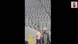 VIDEO / Bayern eliminato: tifoso invade il campo ubriaco e…”si infortuna”
