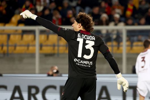 Ochoa: “Inter e Milan sanno che ho il passaporto comunitario. Voglio giocare in CL”- immagine 2