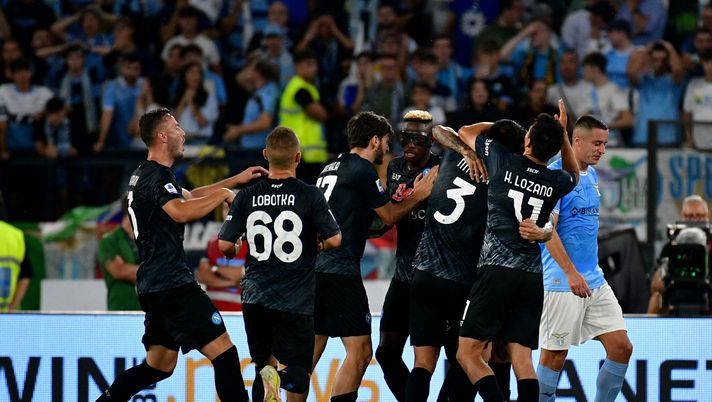 FOTO Il Napoli torna a vincere e lo fa con un gruppo unito: il post social del club - immagine 1