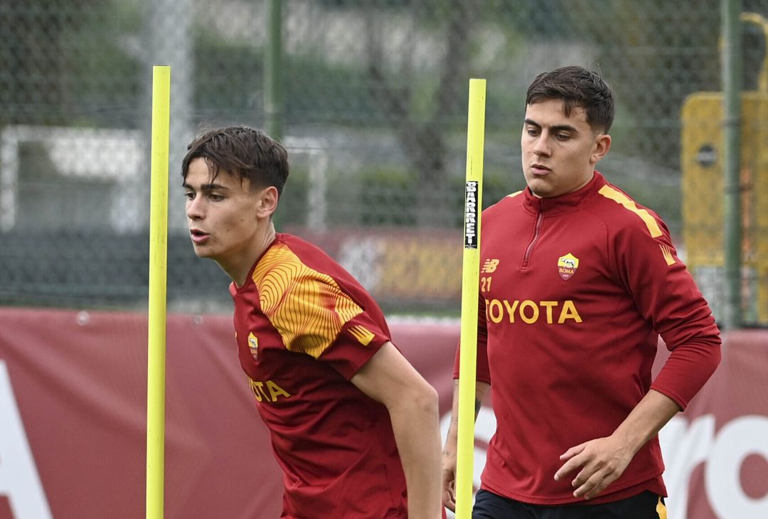 Roma, allenamento in vista del Bayer: ci sono Dybala e Wijnaldum – FOTO GALLERY - immagine 25