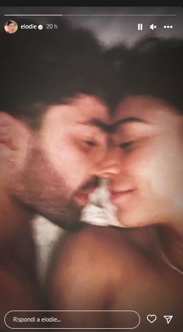 Elodie-Iannone, la cantante pubblica la foto di un momento intimo- immagine 2