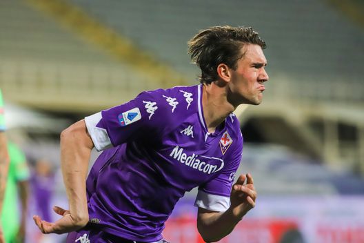 GERMOGLI PH: 8 MAGGIO 2021 FIRENZE STADIO ARTEMIO FRANCHI SERIE A FIORENTINA VS LAZIO NELLA FOTO ESULTANZA GOL VLAHOVIC GERMOGLI PH: 8 MAGGIO 2021 FIRENZE STADIO ARTEMIO FRANCHI SERIE A FIORENTINA VS LAZIO NELLA FOTO ESULTANZA GOL VLAHOVIC
