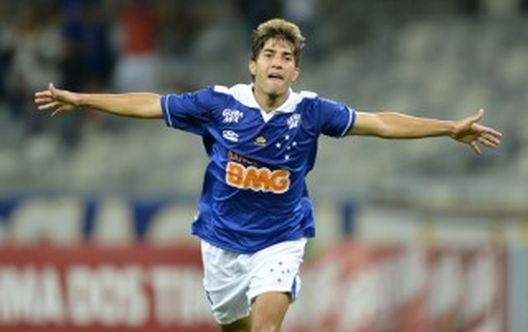 Luca Silva, in gol col Cruzeiro (fonte foto: sportskeeda.com) Luca Silva, in gol col Cruzeiro (fonte foto: sportskeeda.com)