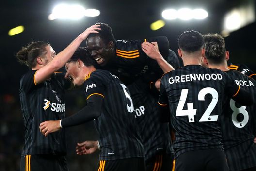 Coro a luci rosse per Gnonto, l’allenatore del Leeds ha una richiesta per i tifosi: “Non…”- immagine 1