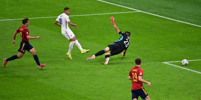 Spagna Francia Eric Garcia Mbappé (getty images) Spagna Francia Eric Garcia Mbappé (getty images)