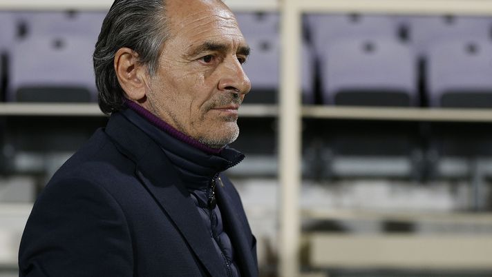 FLORENCE, ITALY - MARCH 03: Cesare Prandelli manager of ACF Fiorentina looks on during the Serie A match between ACF Fiorentina and AS Roma at Stadio Artemio Franchi on March 3, 2021 in Florence, Italy. (Photo by Gabriele Maltinti/Getty Images) FLORENCE, ITALY - MARCH 03: Cesare Prandelli manager of ACF Fiorentina looks on during the Serie A match between ACF Fiorentina and AS Roma at Stadio Artemio Franchi on March 3, 2021 in Florence, Italy. (Photo by Gabriele Maltinti/Getty Images)
