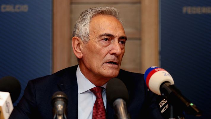 ROME, ITALY - FEBRUARY 24: FIGC President Gabriele Gravina attends the press conference after the Italian Football Federation (FIGC) federal council meeting on February 24, 2020 in Rome, Italy. (Photo by Paolo Bruno/Getty Images) ROME, ITALY - FEBRUARY 24: FIGC President Gabriele Gravina attends the press conference after the Italian Football Federation (FIGC) federal council meeting on February 24, 2020 in Rome, Italy. (Photo by Paolo Bruno/Getty Images)