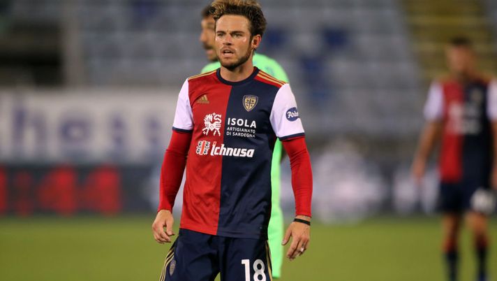 CAGLIARI, ITALY - SEPTEMBER 26: Nahitan Nandez of Cagliari looks during the Serie A match between Cagliari Calcio and SS Lazio at Sardegna Arena on September 26, 2020 in Cagliari, Italy. (Photo by Enrico Locci/Getty Images) 