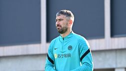 Inter, Kolarov prosegue o si ritira? TMW: “Ecco la decisione sul futuro”