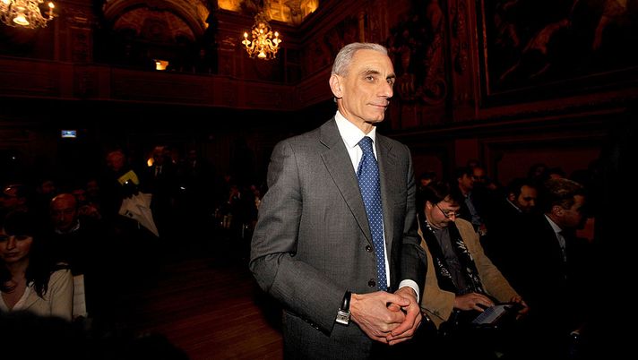 BOLOGNA, ITALY - DECEMBER 23:  Luca Baraldi the new chairman of the board of the club attends a presentation to the press of the new corporate structure of the Bologna FC 1909 on December 23, 2010 in Bologna, Italy.  (Photo by Roberto Serra/Getty Images) 