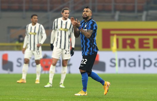 Arturo Vidal esulta in Inter-Juventus Arturo Vidal esulta in Inter-Juventus
