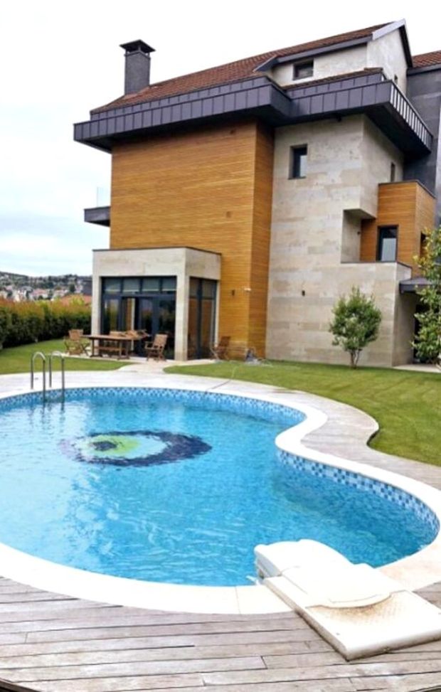 La nuova villa di Calhanoglu La nuova villa di Calhanoglu