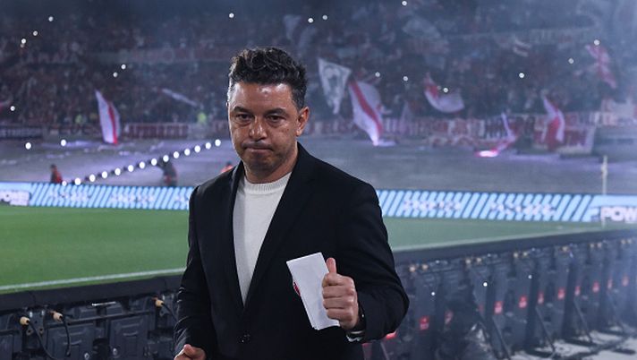 BUENOS AIRES, ARGENTINA - SEPTEMBER 04: Marcelo Gallardo head coach of River Plate gestures before a match between River Plate and Barracas as part of Liga Profesional 2022 at Estadio Más Monumental Antonio Vespucio Liberti on September 4, 2022 in Buenos Aires, Argentina. (Photo by Rodrigo Valle/Getty Images) GALLARDO E IBARRA PRE DERBY