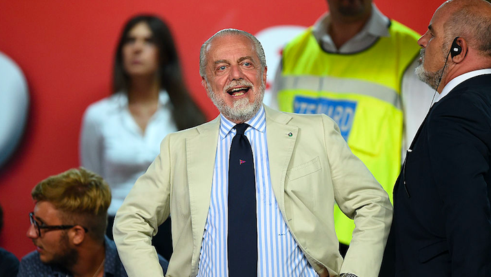 De Laurentiis: “Di Maria e Benzema, assurdo! Salta un acquisto, Falcao non segna più. Se Cavani vuole…” De Laurentiis: “Di Maria e Benzema, assurdo! Salta un acquisto, Falcao non segna più. Se Cavani vuole…” - immagine 1