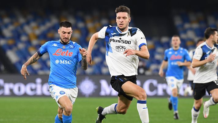 NAPLES, ITALY - FEBRUARY 03: Matteo Politano of Napoli during the Coppa Italia match between SSC Napoli and Atalanta BC at Stadio Diego Armando Maradona on February 03, 2021 in Naples, Italy. Sporting stadiums around Italy remain under strict restrictions due to the Coronavirus Pandemic as Government social distancing laws prohibit fans inside venues resulting in games being played behind closed doors. (Photo by SSC NAPOLI/SSC NAPOLI via Getty Images) 