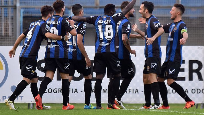 Serie B: penalizzazione per il Latina, la classifica aggiornata  Serie B: penalizzazione per il Latina, la classifica aggiornata