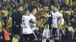 Turchia, clamorosa protesta del Besiktas: non si presenta, Fener in finale. Scatteranno sanzioni