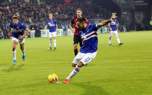 Fabio Quagliarella a Cagliari contro Maran nella scorsa stagione, la scena si ripeterà nel derby genovese Fabio Quagliarella a Cagliari contro Maran nella scorsa stagione, la scena si ripeterà nel derby genovese