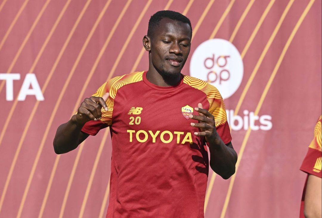 Trigoria, ripresa in vista del Betis: Karsdorp con il gruppo – FOTO GALLERY - immagine 38