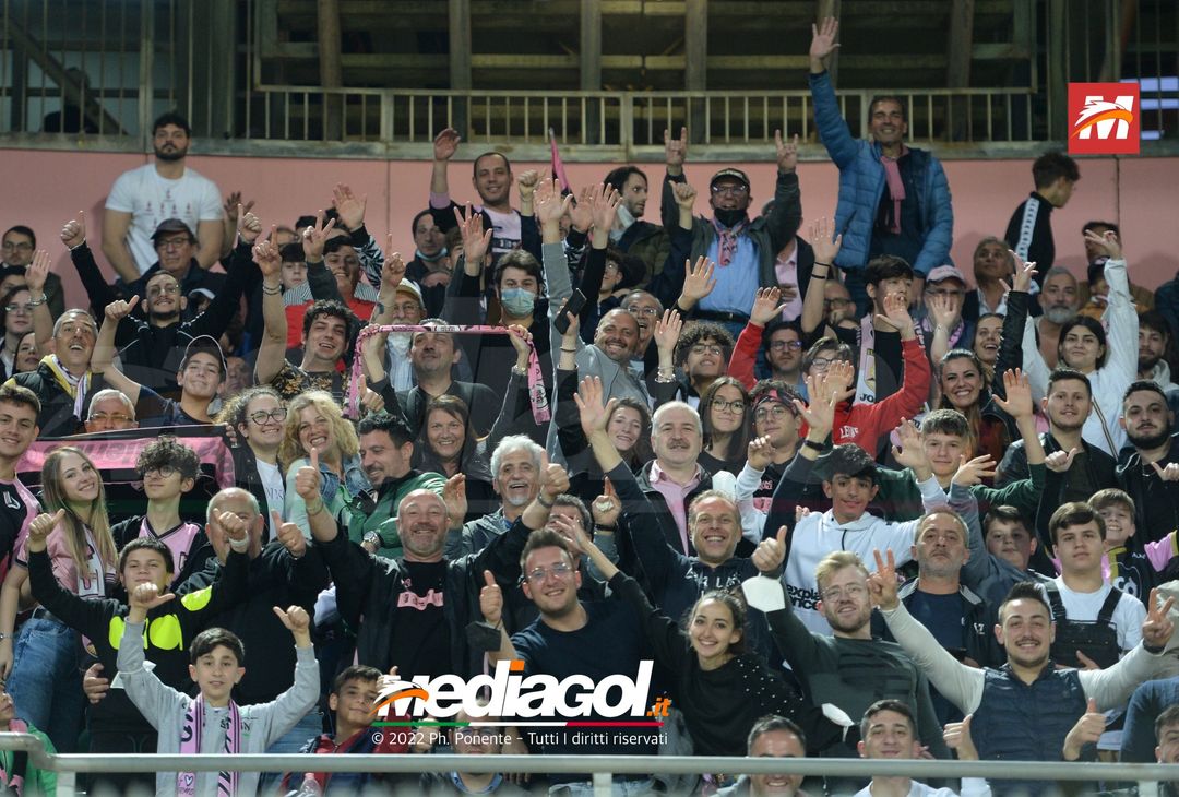 Fotogallery, i tifosi allo stadio per Palermo-Triestina 1-1 - immagine 20