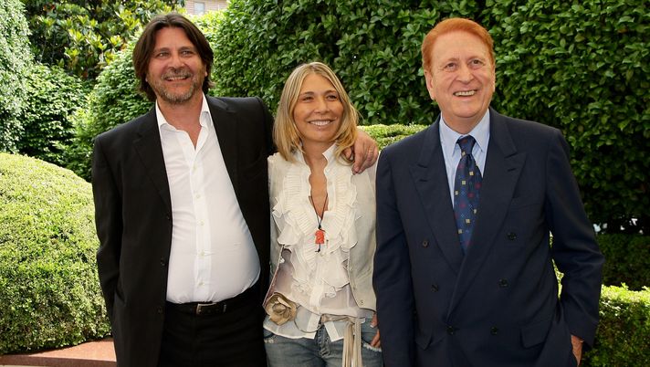 MILAN, ITALY - MAY 26: (L-R) Maurizio Biscardi, Antonella Biscardi, Aldo Biscardi attend 'Fratelli D'Idahlia' Press Conference held at Hotel Principe Di Savoia on May 26, 2010 in Milan, Italy. (Photo by Vittorio Zunino Celotto/Getty Images) 
