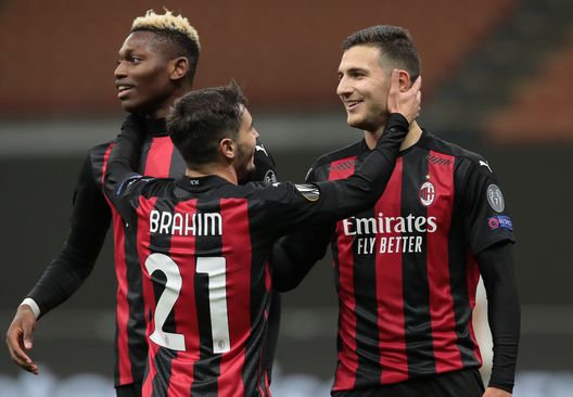MILAN, ITALY - OCTOBER 29: Diogo Dalot (R) of AC Milan celebrates after scoring the third goal of his team with his team-mates Brahim Diaz and Rafael Leao during the UEFA Europa League Group H stage match between AC Milan and AC Sparta Praha at San Siro Stadium on October 29, 2020 in Milan, Italy. (Photo by Emilio Andreoli/Getty Images) MILAN, ITALY - OCTOBER 29: Diogo Dalot (R) of AC Milan celebrates after scoring the third goal of his team with his team-mates Brahim Diaz and Rafael Leao during the UEFA Europa League Group H stage match between AC Milan and AC Sparta Praha at San Siro Stadium on October 29, 2020 in Milan, Italy. (Photo by Emilio Andreoli/Getty Images)