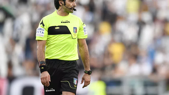 TURIN, ITALY - AUGUST 19: Fabio Maresca refree during the Serie A match between Juventus and Cagliari Calcio at Allianz Stadium on August 19, 2017 in Turin, Italy.  (Photo by Daniele Badolato - Juventus FC/Getty Images)