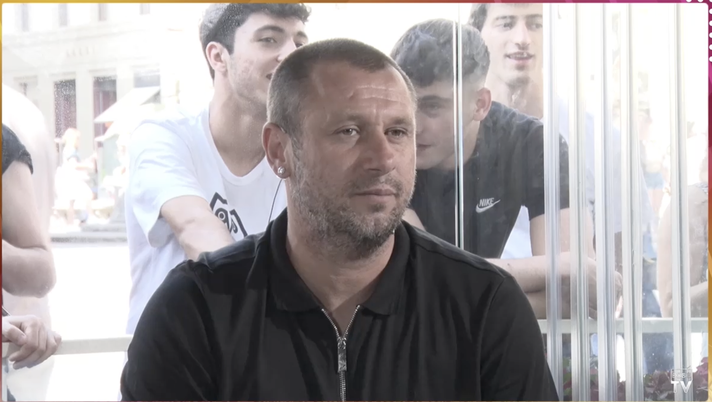 Cassano: “Juve gioca di m…! Devono far saltare Allegri e faccio un nome” Cassano: “Juve gioca di m…! Devono far saltare Allegri e faccio un nome” - immagine 1