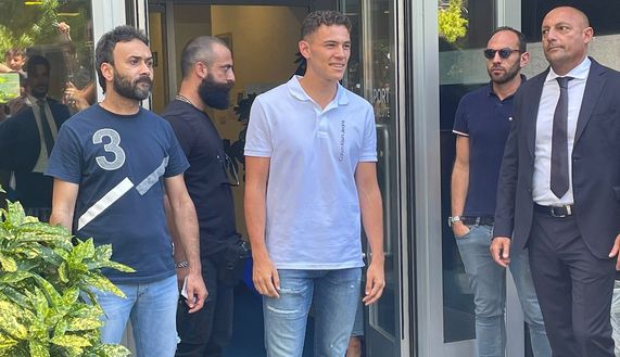 UFFICIALE – Asllani è un nuovo giocatore dell’Inter: il comunicato- immagine 2