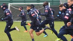 Napoli, il report dell’allenamento odierno: differenziato per Chiriches, palestra per Hamsik