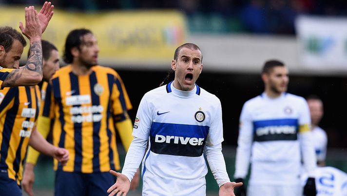 Inter, Palacio: “Non ci fischiano nulla. Su di me intervento killer da rosso” Inter, Palacio: “Non ci fischiano nulla. Su di me intervento killer da rosso”