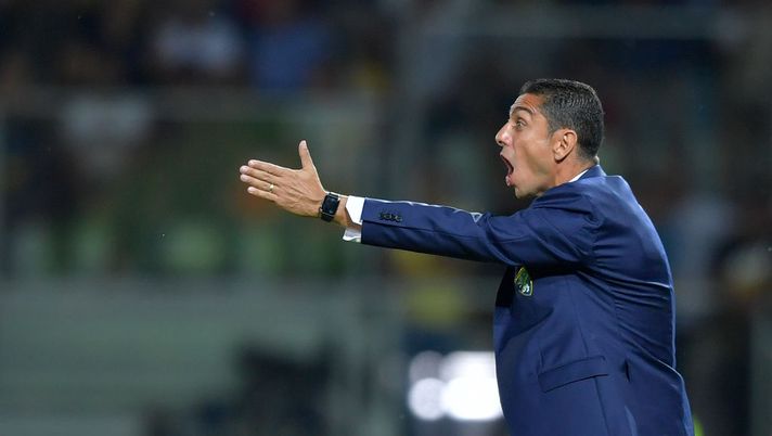 FROSINONE, ITALY - SEPTEMBER 23:  Frosinone coach Moreno Longo  during the serie A match between Frosinone Calcio and Juventus at Stadio Benito Stirpe on September 23, 2018 in Frosinone, Italy.  (Photo by Daniele Badolato - Juventus FC/Juventus FC via Getty Images)