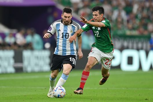 (Photo by Dan Mullan/Getty Images) lozano messico