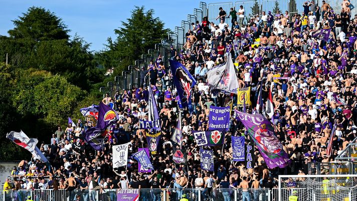 “Picco” gremito: oltre 10 mila sugli spalti, settore ospiti esaurito - immagine 1