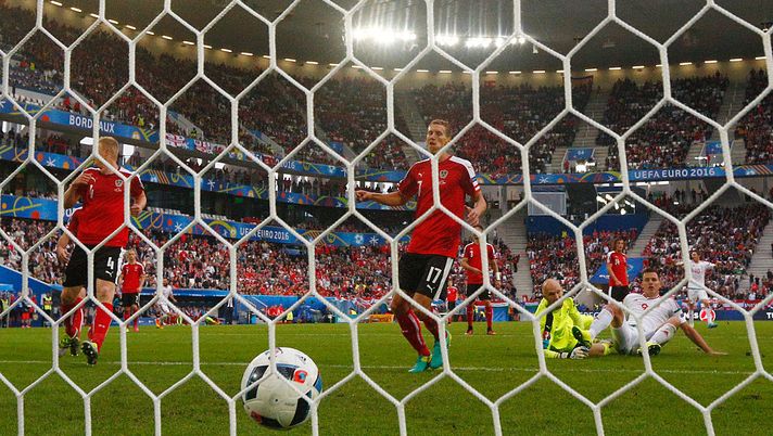 Euro 2016, gruppo F: cuore Ungheria, i magiari superano 2-0 l’Austria. Il commento Euro 2016, gruppo F: cuore Ungheria, i magiari superano 2-0 l’Austria. Il commento