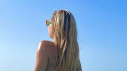 Viky Varga sfugge al caldo di Dubai. Lady Pellé in grande forma fa sognare il web