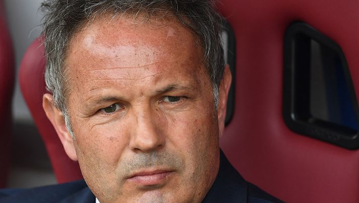TURIN, ITALY - MARCH 05:  FC Torino head coach Sinisa Mihajlovic looks on prior to the Serie A match between FC Torino and US Citta di Palermo at Stadio Olimpico di Torino on March 5, 2017 in Turin, Italy.  (Photo by Valerio Pennicino/Getty Images) 