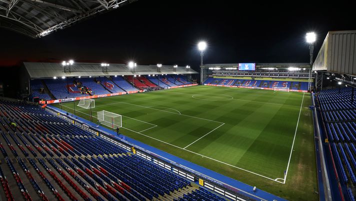Premier League, pronto il piano per il ritorno negli stadi dei tifosi. La situazione