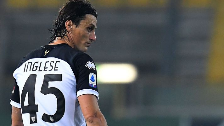 PARMA, ITALY - NOVEMBER 07: Roberto Inglese of Parma Calcio reacts during the Serie A match between Parma Calcio and ACF Fiorentina at Stadio Ennio Tardini on November 07, 2020 in Parma, Italy. (Photo by Alessandro Sabattini/Getty Images) 