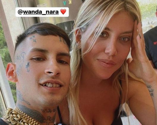 Wanda e L-Gante scatenati per l’Argentina, con loro c’è anche la figlia del rapper - immagine 1