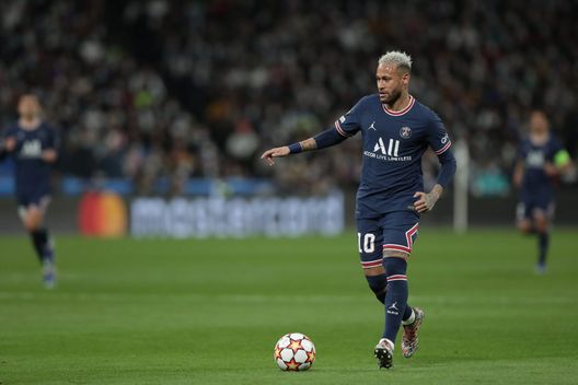 Neymar, troppe feste e i vicini si lamentano. Il sindaco: “È irrispettoso. Se ne frega…”- immagine 2