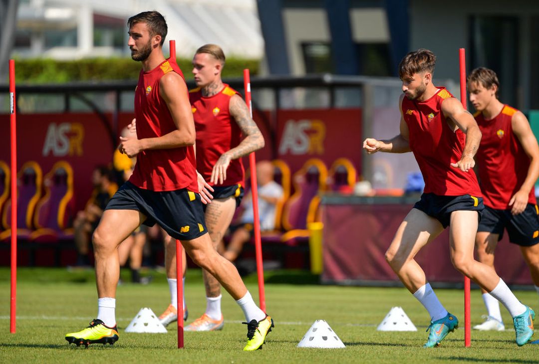 Trigoria, allenamento mattutino della Roma – FOTO GALLERY - immagine 14