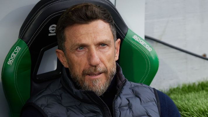 REGGIO NELL'EMILIA, ITALY - MARCH 09: Head Coach Eusebio Di Francesco of Frosinone Calcio looks on during the Serie A TIM match between US Sassuolo and Frosinone Calcio - Serie A TIM at Mapei Stadium - Citta' del Tricolore on March 09, 2024 in Reggio nell'Emilia, Italy. (Photo by Francesco Scaccianoce/Getty Images) Frosinone, Di Francesco: “Dobbiamo essere più concreti e limitare le disattenzioni” - immagine 1