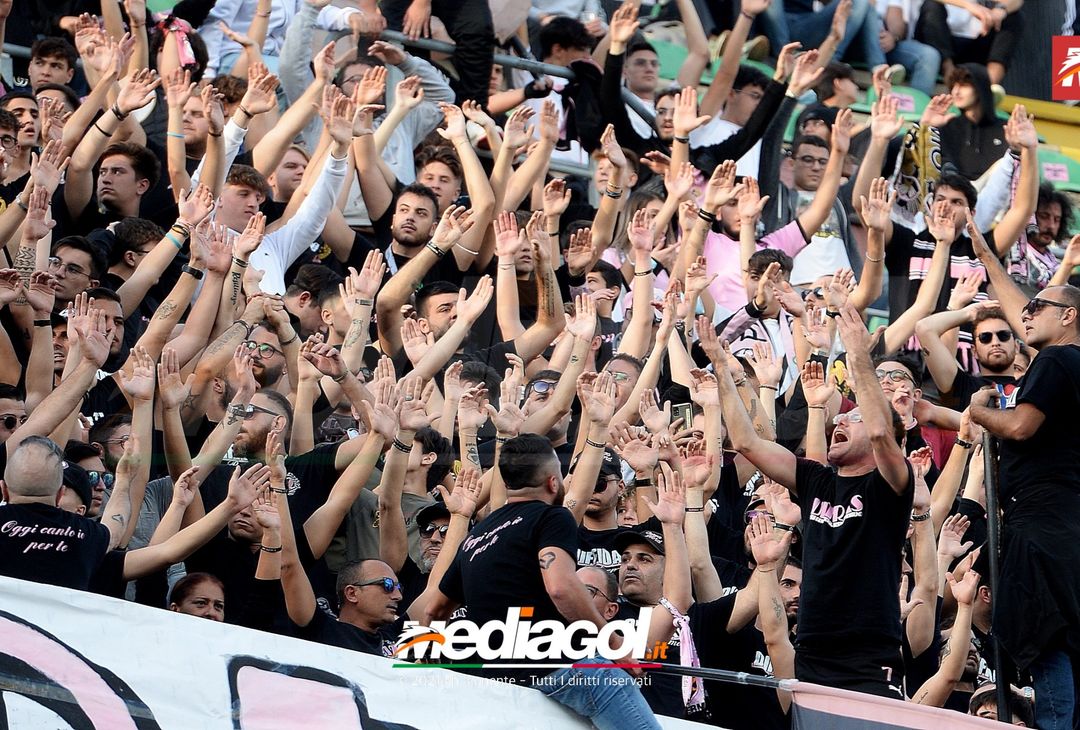 FOTO, i tifosi allo stadio per Palermo – Potenza 2-0 (Gallery) - immagine 24