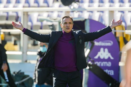 GERMOGLI PH: 22 NOVEMBRE 2020 FIRENZE STADIO ARTEMIO FRANCHI SERIE A FIORENTINA VS BENEVENTO NELLA FOTO MISTER CESARE PRANDELLI GERMOGLI PH: 22 NOVEMBRE 2020 FIRENZE STADIO ARTEMIO FRANCHI SERIE A FIORENTINA VS BENEVENTO NELLA FOTO MISTER CESARE PRANDELLI