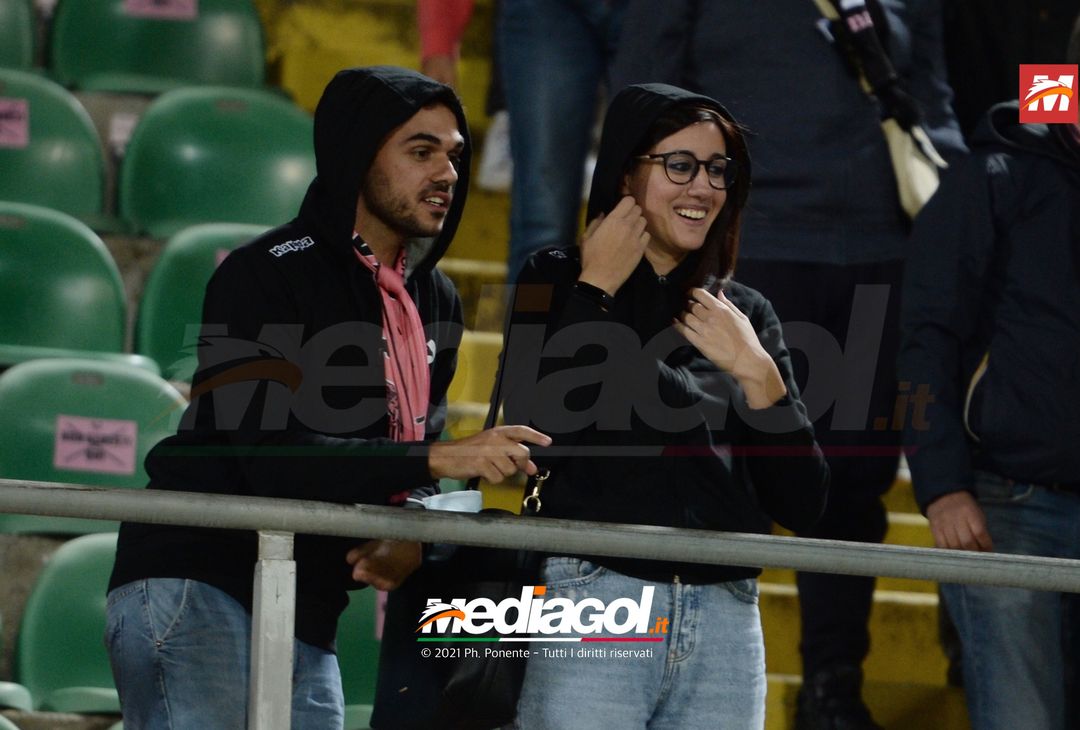 FOTO, i tifosi allo stadio per Palermo – Foggia 3-0 (Gallery) - immagine 9